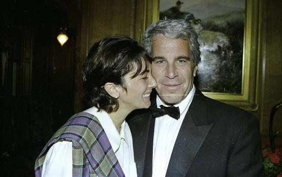 Jeffrey Epstein: ein universeller Vermittler?