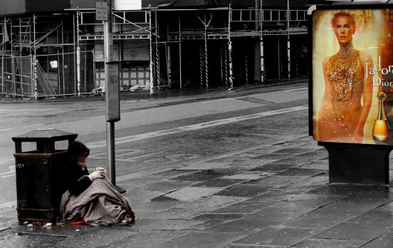 Christian Neuhäuser: „Wenn wir extremen Reichtum verbieten, steigern wir das Innovationspotenzial“