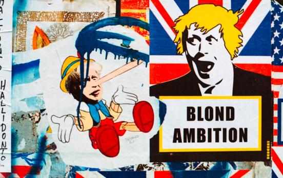 Pankaj Mishra: „Liberalismus ist mit Demokratie nicht vereinbar“