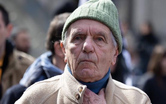 Jacques Rancière: „Es gibt keine Krise der Demokratie, weil es keine wirkliche Demokratie gibt“.