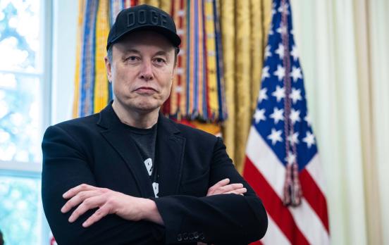 Anna-Verena Nosthoff: „Wir brauchen eine neue Ideologiekritik des Technofaschismus“