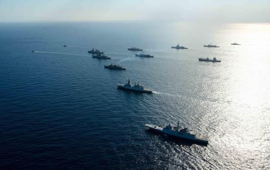 Gibt es nicht längst eine globale NATO?