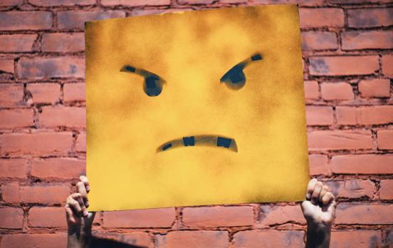 Daniel Hornuff: „Hass ist eine Technik der Kommunikation“