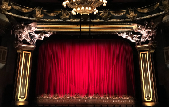 Die Lust am Überschuss