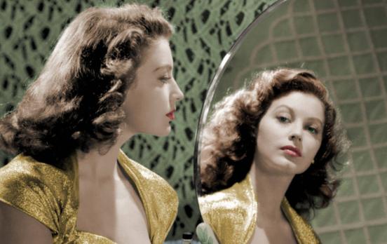 Die perfekte Sommerlektüre: Ute Cohen über die Kunst des Glamourösen