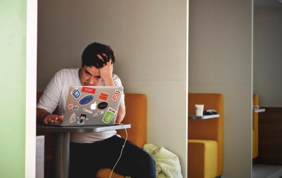 Kleiner E-Mail-Survival-Guide mit Roman Jakobson