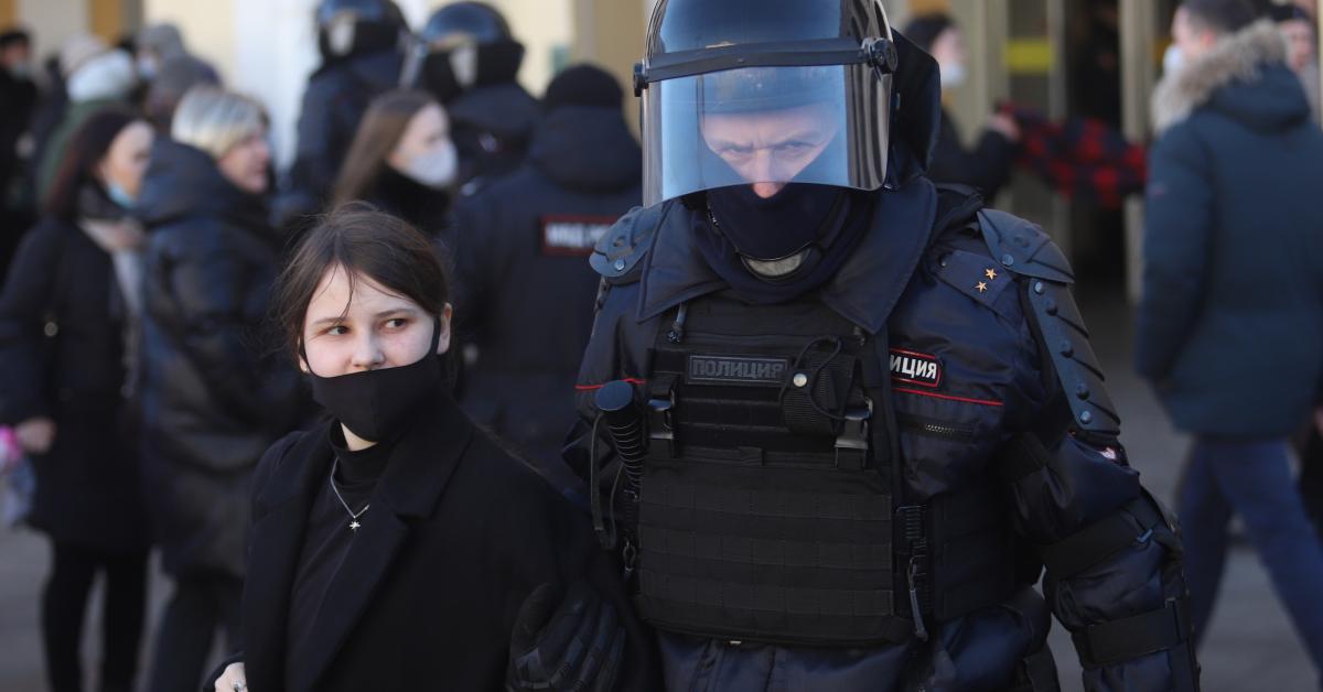 Der Blick aus Moskau: „Kriegsbefürworter und Kriegsgegner sind völlig ...